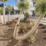 Luxury Hills